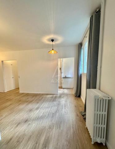 BOULOGNE BILLANCOURT CENTRE VILLE - 3 PIECES / 2 CHAMBRES, CAVE ET PARKING. PROFESSION LIBERALE POSSIBLE