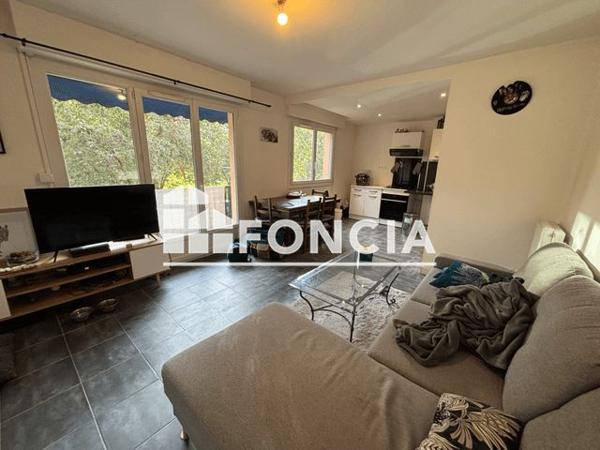 Location Appartement 3 pièces 60 m² - 25 RUE DU SERGENT BERNES CAMBOT Pau 64000