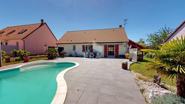 Maison familiale 138 m² avec piscine - La Chapelle-Saint-Ursin