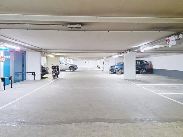 Achat parking / box Paris 02 - 12 m² - 45 000 €