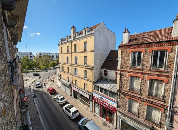 Vente
                Appartement36,66 m² - 2 Pièces -
                    VILLENEUVE SAINT GEORGES (94190)