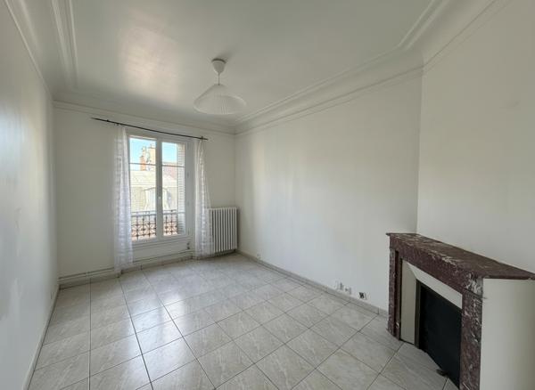Vente
                Appartement36,66 m² - 2 Pièces -
                    VILLENEUVE SAINT GEORGES (94190)