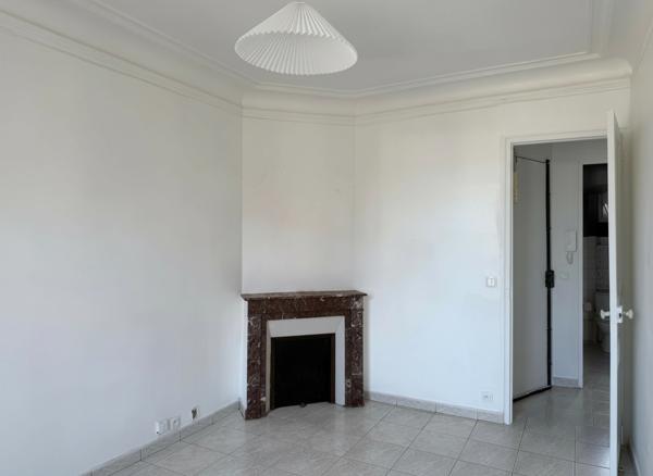 Vente
                Appartement36,66 m² - 2 Pièces -
                    VILLENEUVE SAINT GEORGES (94190)