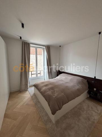 Vente
                Appartement44 m² - 2 Pièces -
                    NEUILLY SUR SEINE (92200)