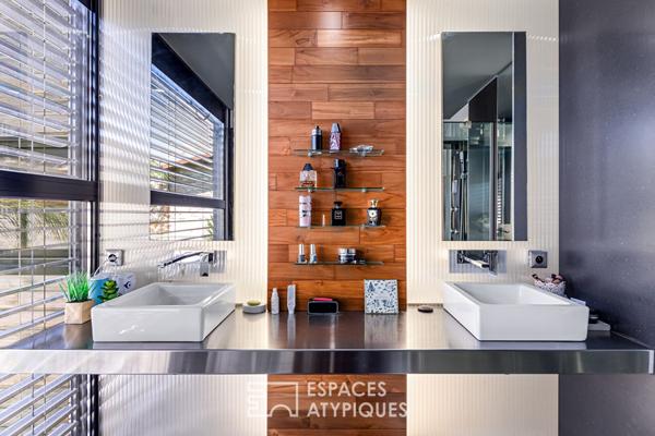 Loft contemporain avec terrasse et spa à Saint-Laurent-de-la-Salanque