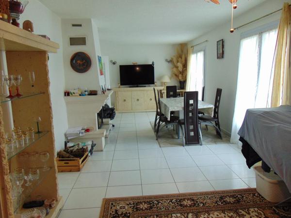 DEUX HABITATIONS DANS LA MÊME MAISON