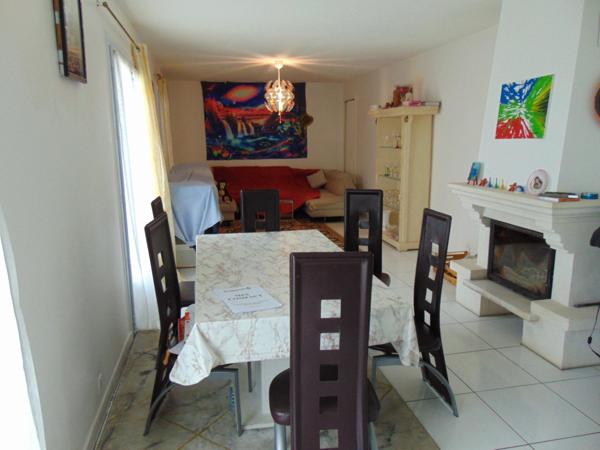 DEUX HABITATIONS DANS LA MÊME MAISON