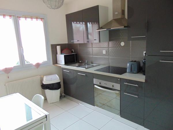 DEUX HABITATIONS DANS LA MÊME MAISON