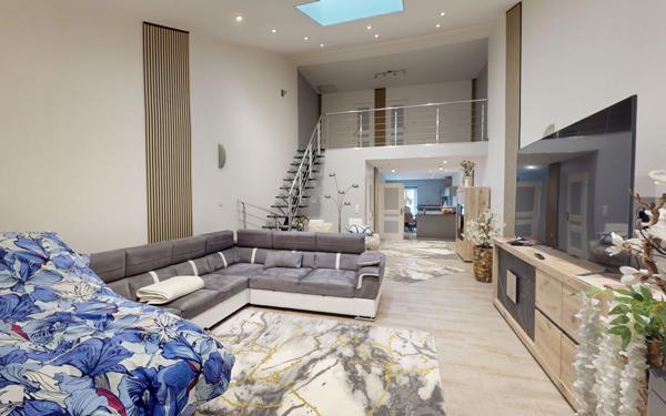 Maison à vendre    3 pièces • 121,65 m2 Hombourg-Budange