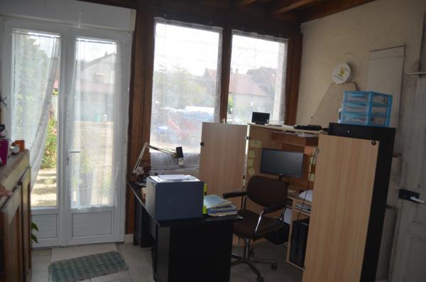 Dpt Jura (39), à vendre proche de LONS LE SAUNIER maison P9