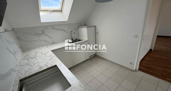 Location Appartement 3 pièces 75.84 m² - Juziers 78820