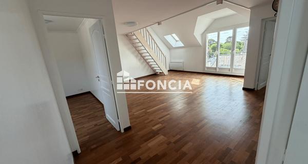 Location Appartement 3 pièces 75.84 m² - Juziers 78820