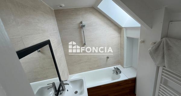 Location Appartement 3 pièces 75.84 m² - Juziers 78820