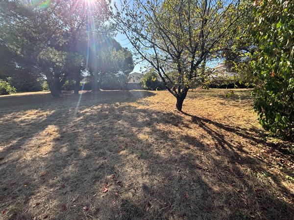 Terrain à bâtir avec permis purgé - Un projet prêt à démarrer !