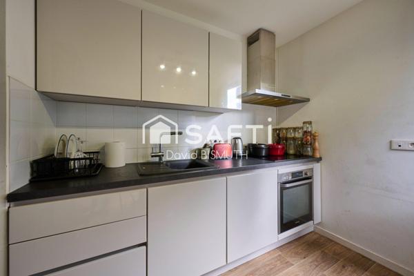 Appartement 2 pièces 1 chambre de 44 m2 avec un balcon de 5 m2 DPE "B" ECO QUARTIER construction de 2015