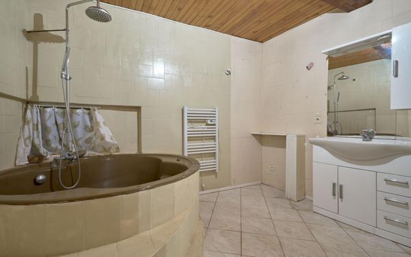 Maison à vendre    5 pièces • 140 m2 Manosque