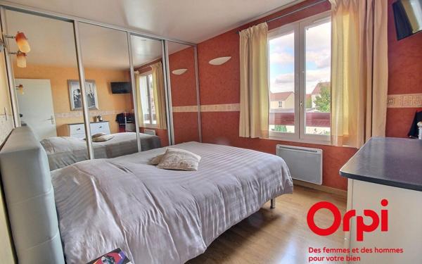 Maison à vendre    4 pièces • 90 m2 Montigny-le-Bretonneux