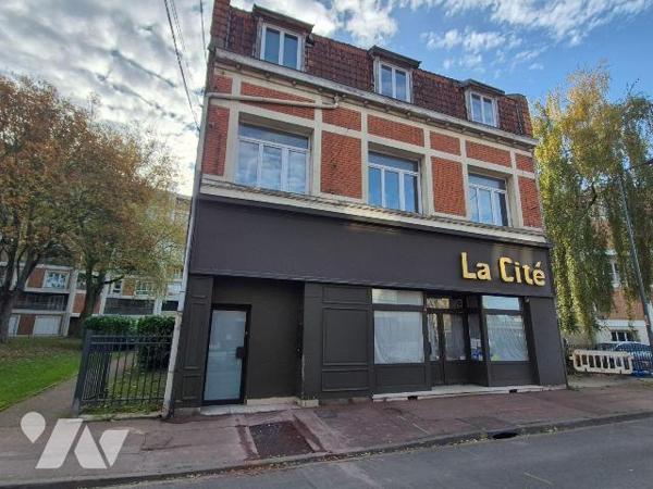 Immeuble de rapport - Proche métro et CHR - Fort potentiel

Description :
Idéal investisseur...