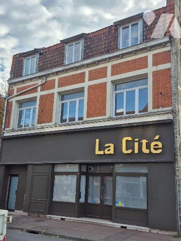 Immeuble de rapport - Proche métro et CHR - Fort potentiel

Description :
Idéal investisseur...