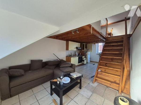 Immeuble de rapport - Proche métro et CHR - Fort potentiel

Description :
Idéal investisseur...