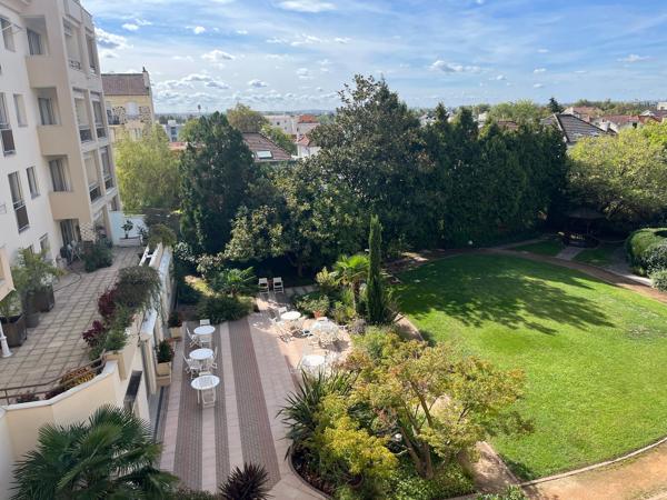 A VENDRE 2P 51m² VUE DEGAGEE LES HESPERIDES NOGENT HÔTEL DE VILLE