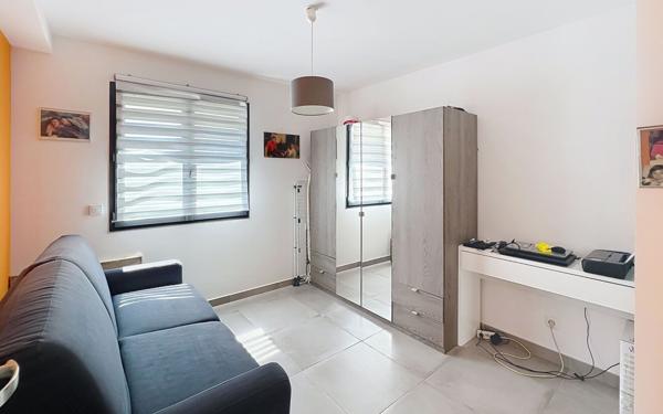 Maison à vendre    5 pièces • 156,60 m2 Fréjus