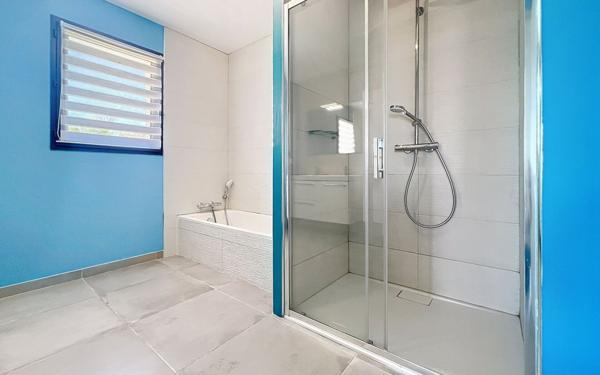 Maison à vendre    5 pièces • 156,60 m2 Fréjus