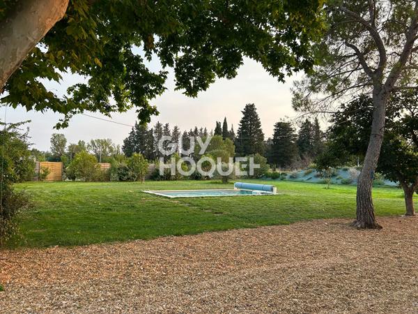 Maison de charme à vendre à L'Isle-sur-la-Sorgue 4 pièces grand terrain 499 000 euros !