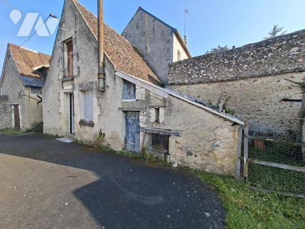 Ensemble ancien à restaurer