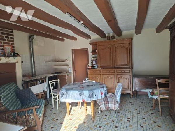Ensemble ancien à restaurer
