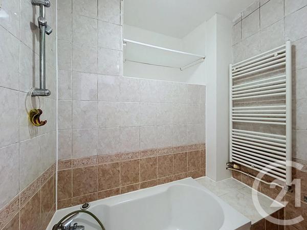 Appartement F2 à vendre  2 pièces - 53,46 m 2   VILLEJUIF  - 94
