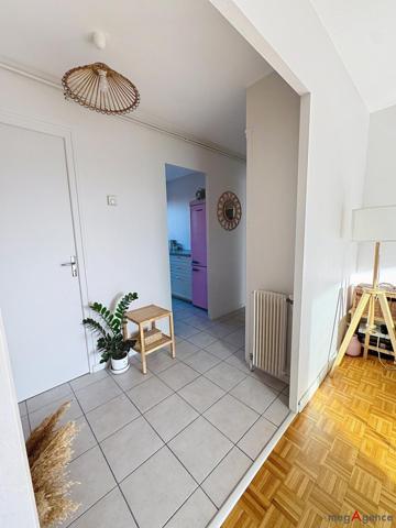 Appartement à Échirolles, 38130 - 3 pièces 60m²
