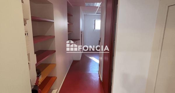 À vendre Local commercial 73 m² - Clermont-ferrand 63000