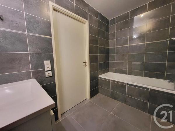 Appartement F4 à vendre  4 pièces - 83,40 m 2   EAUBONNE  - 95