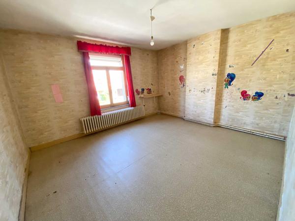 MAISON 6CH DANS UNE BONNE RUE