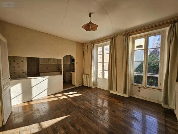 Achat - Immeuble Montargis 45200 556 m 2 845 m 2