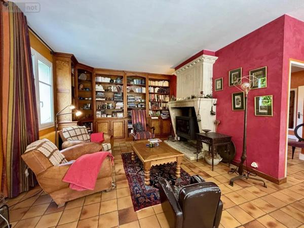 Achat - Maison Poitiers 86000 9 pièces 235 m 2 1644 m 2