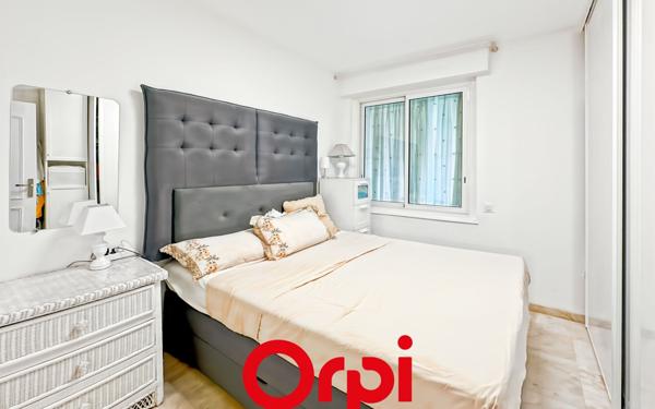 Appartement à vendre    3 pièces • 61,97 m2 Bandol