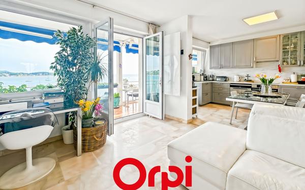 Appartement à vendre    3 pièces • 61,97 m2 Bandol