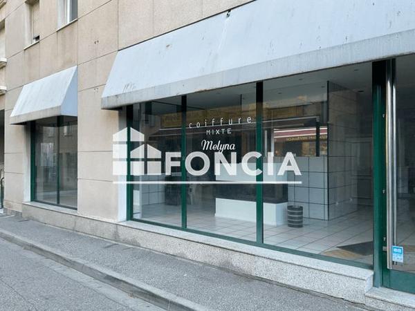 À vendre Local commercial 72.55 m² - Digne-les-bains 04000