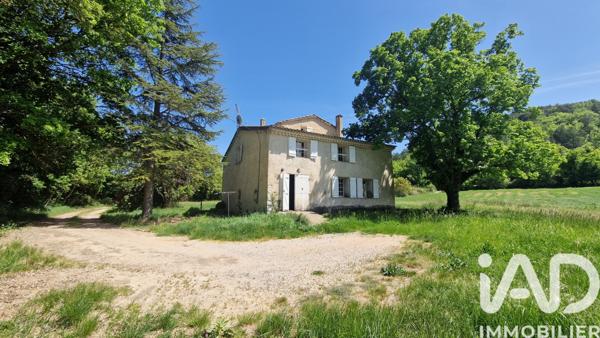 Maison à vendre 7 pièces 155 m² Riez