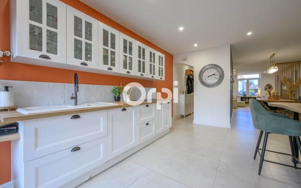 Maison à vendre    5 pièces • 116 m2 Estaires