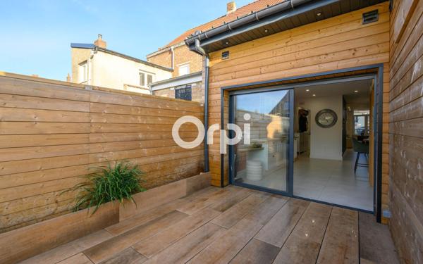 Maison à vendre    5 pièces • 116 m2 Estaires