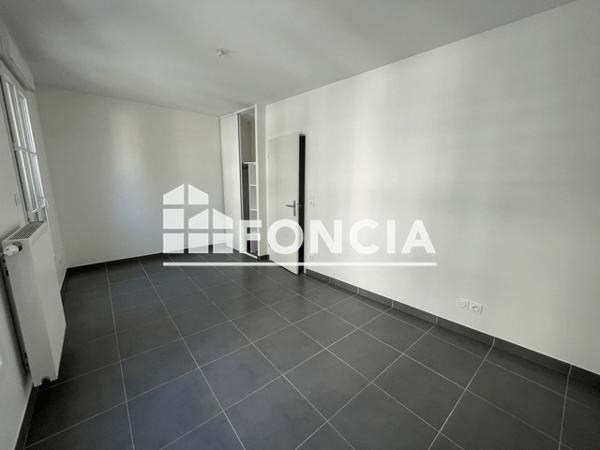 Location Appartement 3 pièces 62.38 m² - 3 RUE DU FAUBOURG SAINT JEAN Orleans 45000