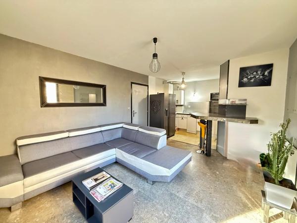 Appartement 3 pièce(s) 2 chambre(s) 52.09 m²