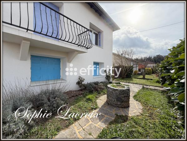 Maison
         5 pièces
        - 130 m² 180 000 € *