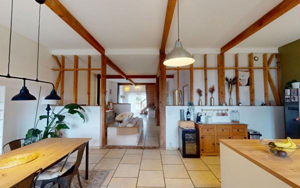 Maison à vendre    5 pièces •  Saint-Martin-Lalande