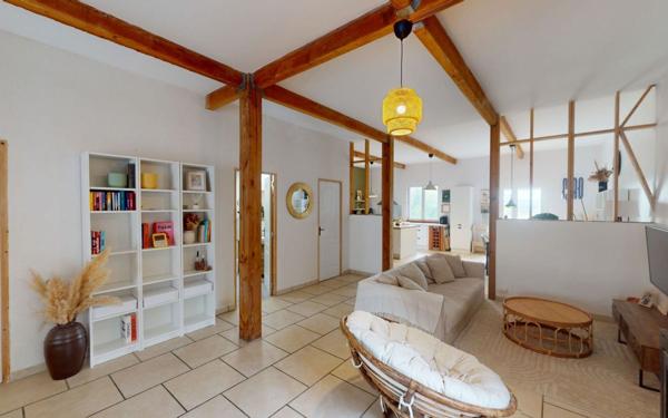 Maison à vendre    5 pièces •  Saint-Martin-Lalande