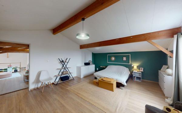 Maison à vendre    5 pièces •  Saint-Martin-Lalande