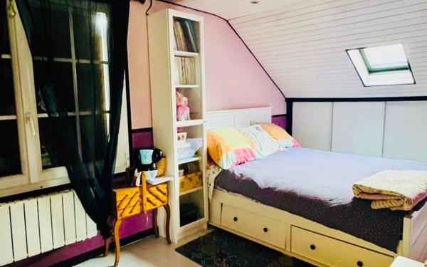 Maison à vendre    4 pièces •  Stains